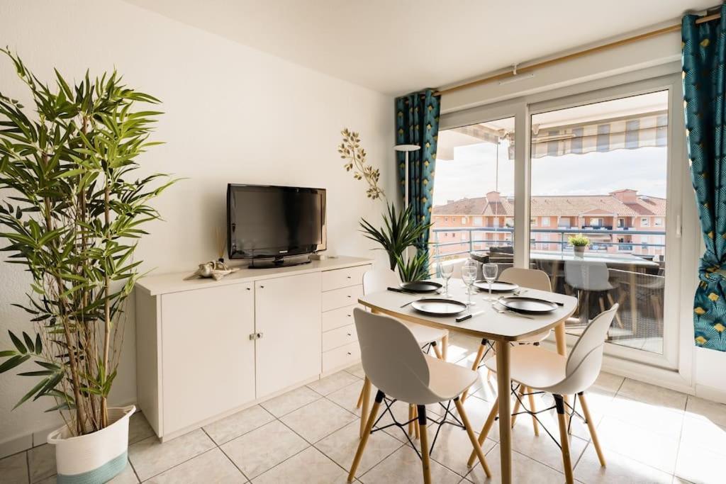 Port-Frejus, Le Paladien, Appartement 2 Pieces Climatise, Terrasse & Parking 外观 照片