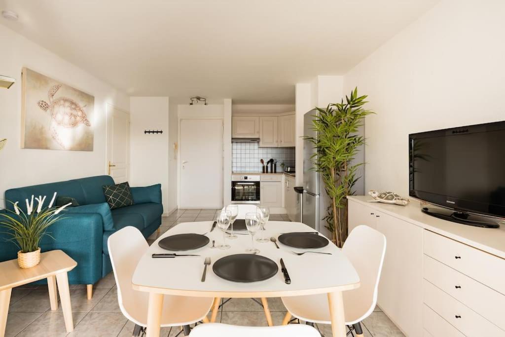 Port-Frejus, Le Paladien, Appartement 2 Pieces Climatise, Terrasse & Parking 外观 照片
